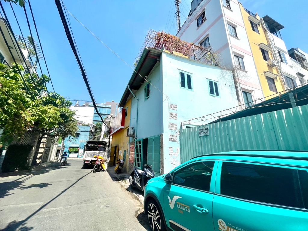 LÔ GÓC PHỐ - NGANG BỀ THẾ HƠN 13M - NGAY NGUYỄN VĂN TRỖI - NGUYỄN ĐÌNH CHÍNH. - Ảnh 3